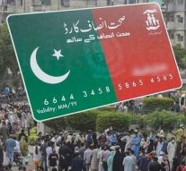 Federal govt to provide Naya Pakistan health cards to Karachi citizens