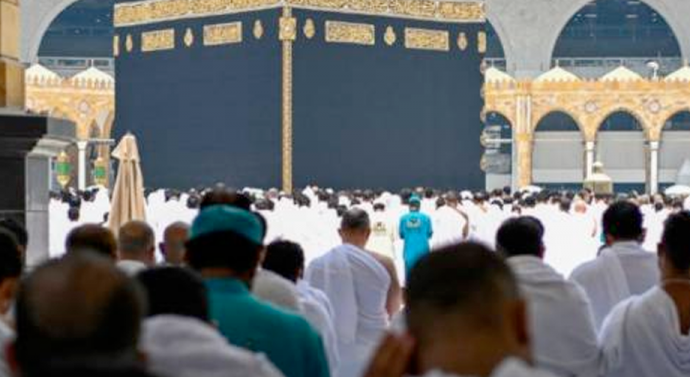Saudi arabia extends umrah visa to three months