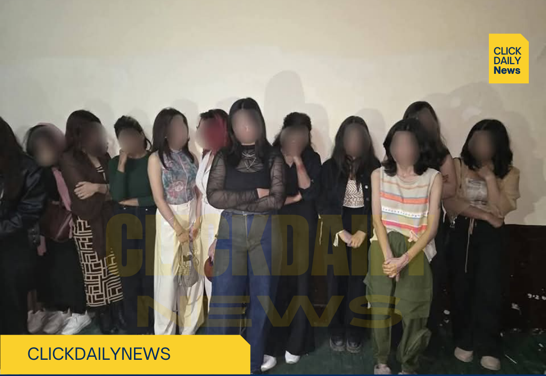 Kasur/ Police raid dance party in farmhouse 30 drunk men and 25 women arrested