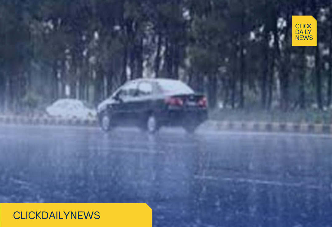 Light rain in Lahore of different areas