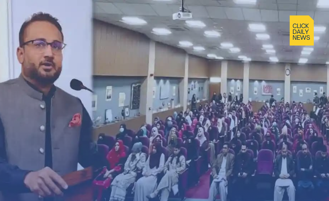 Laptop Distribution Ceremony at COMSATS Sahiwal under PM Youth Scheme