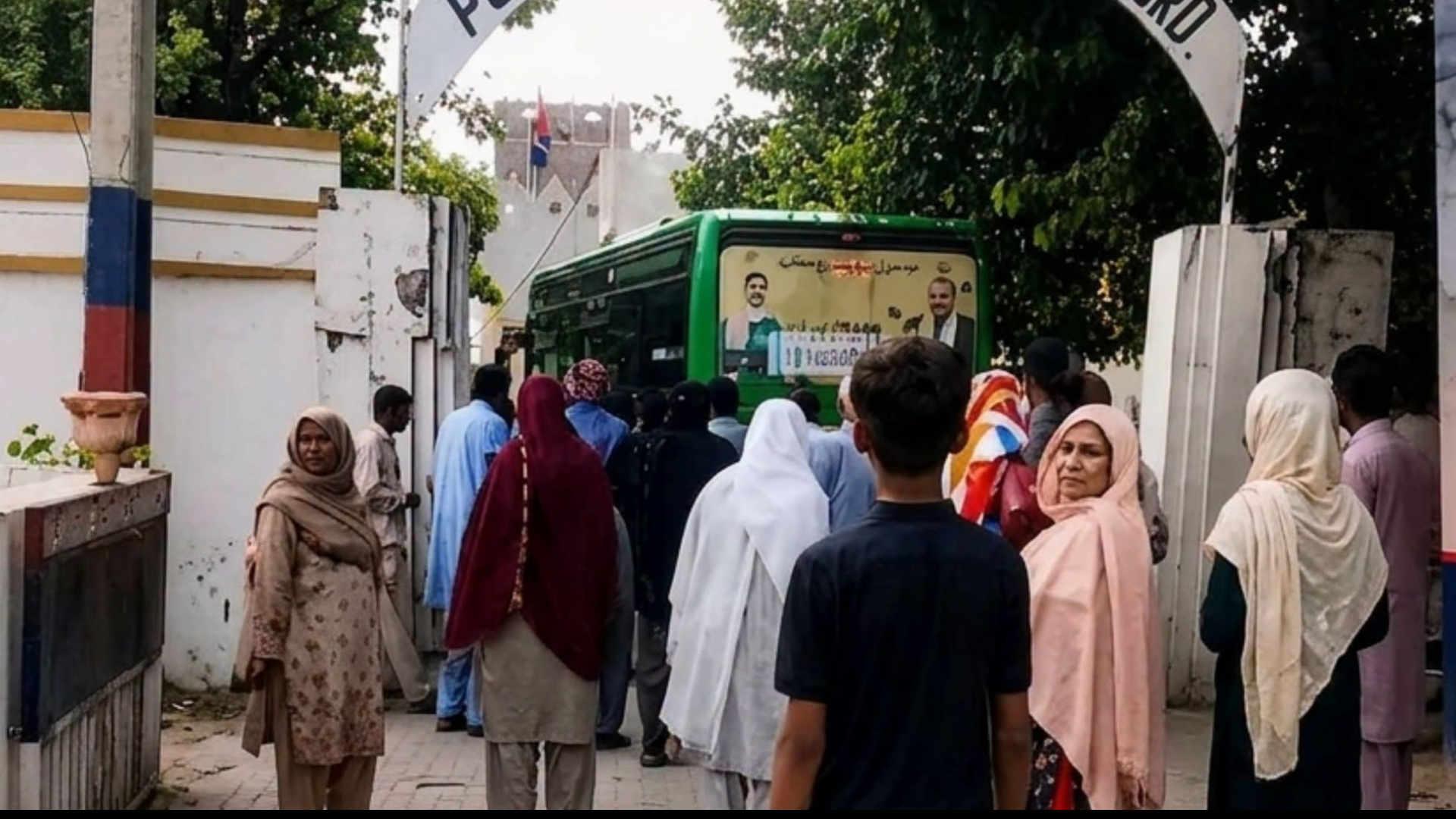 Renala Khurd Green Bus incident