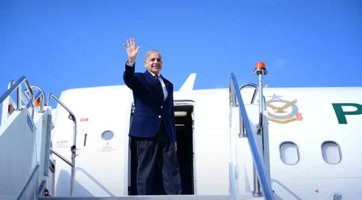 Prime Minister Shehbaz Sharif to Visit Saudi Arabia Today, Meetings With King Salman and Crown Prince MBS